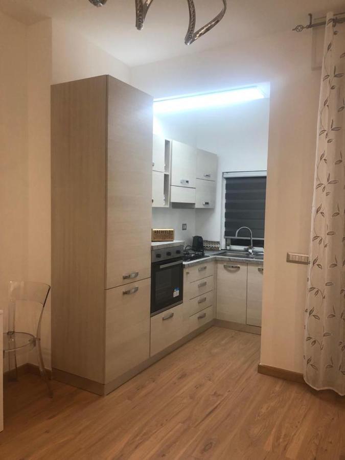 N&Ghomesweethome Raffaelloelegante Appartamento Ideale Casa Vacanze Affari Milano Eksteriør bilde
