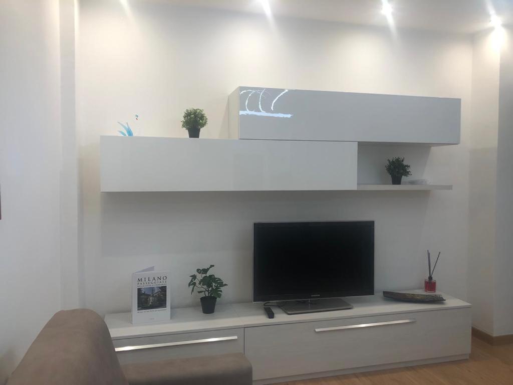 N&Ghomesweethome Raffaelloelegante Appartamento Ideale Casa Vacanze Affari Milano Eksteriør bilde