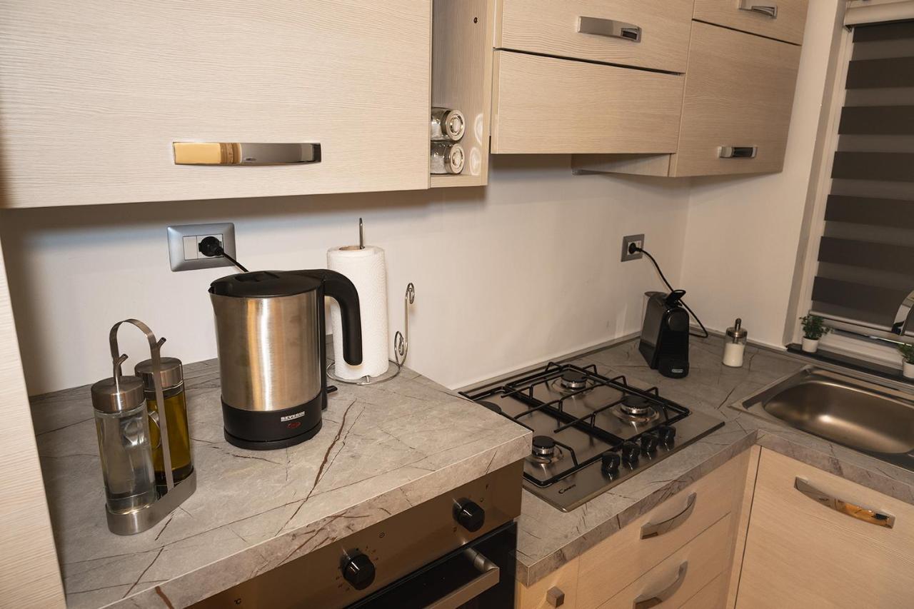 N&Ghomesweethome Raffaelloelegante Appartamento Ideale Casa Vacanze Affari Milano Eksteriør bilde
